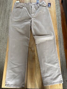 Gloria Vanderbilt Amanda The original slimming Khaki Jean size 14 short NWT